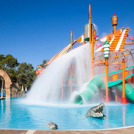 Invisa Hotel Club Cala Blanca Es Figueral Екстер'єр фото