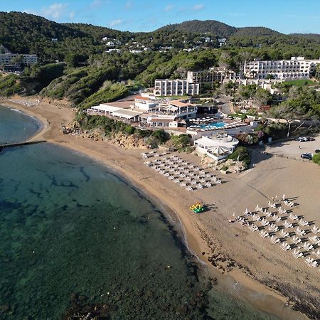 Invisa Hotel Club Cala Blanca Es Figueral Екстер'єр фото