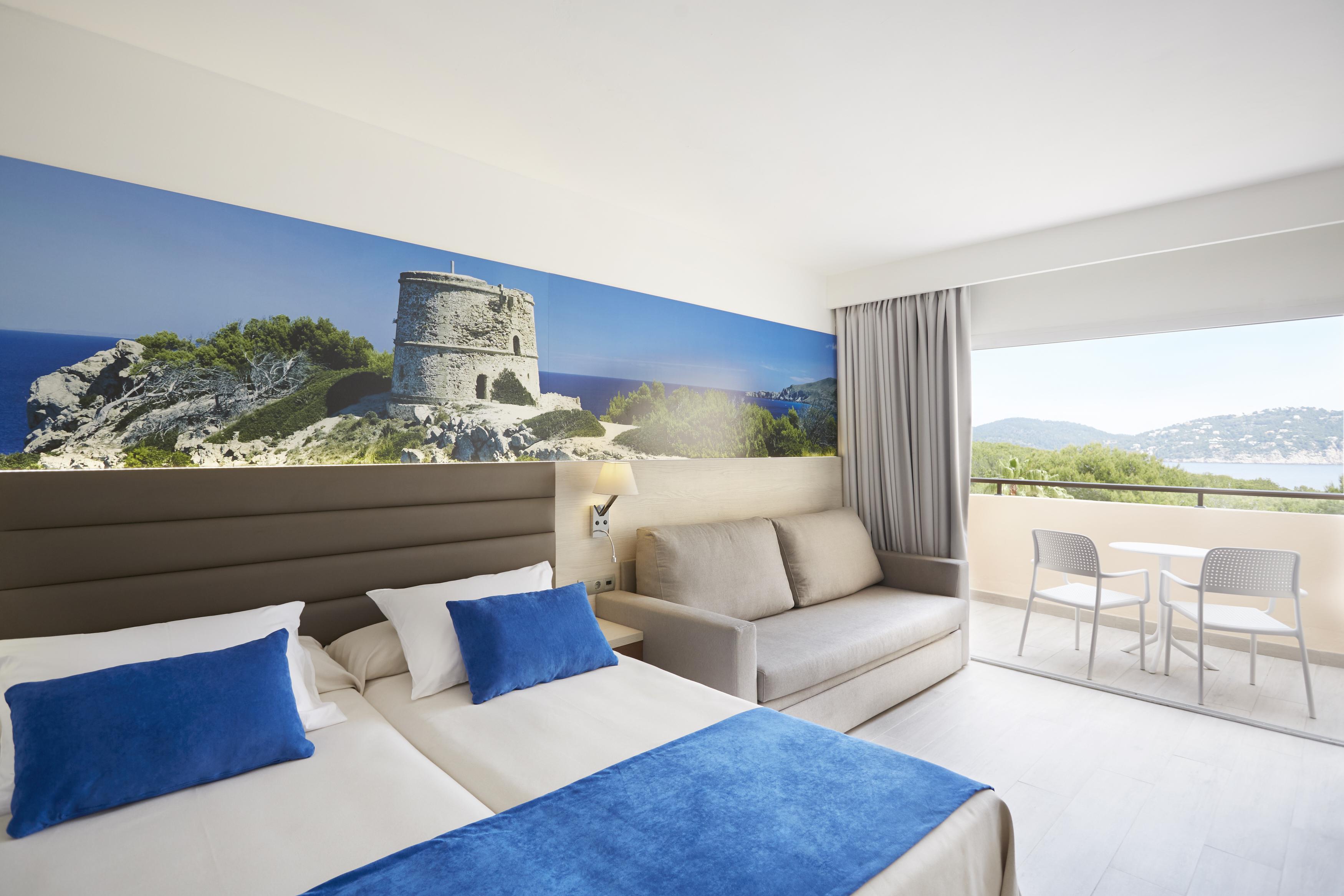 Invisa Hotel Club Cala Blanca Es Figueral Екстер'єр фото