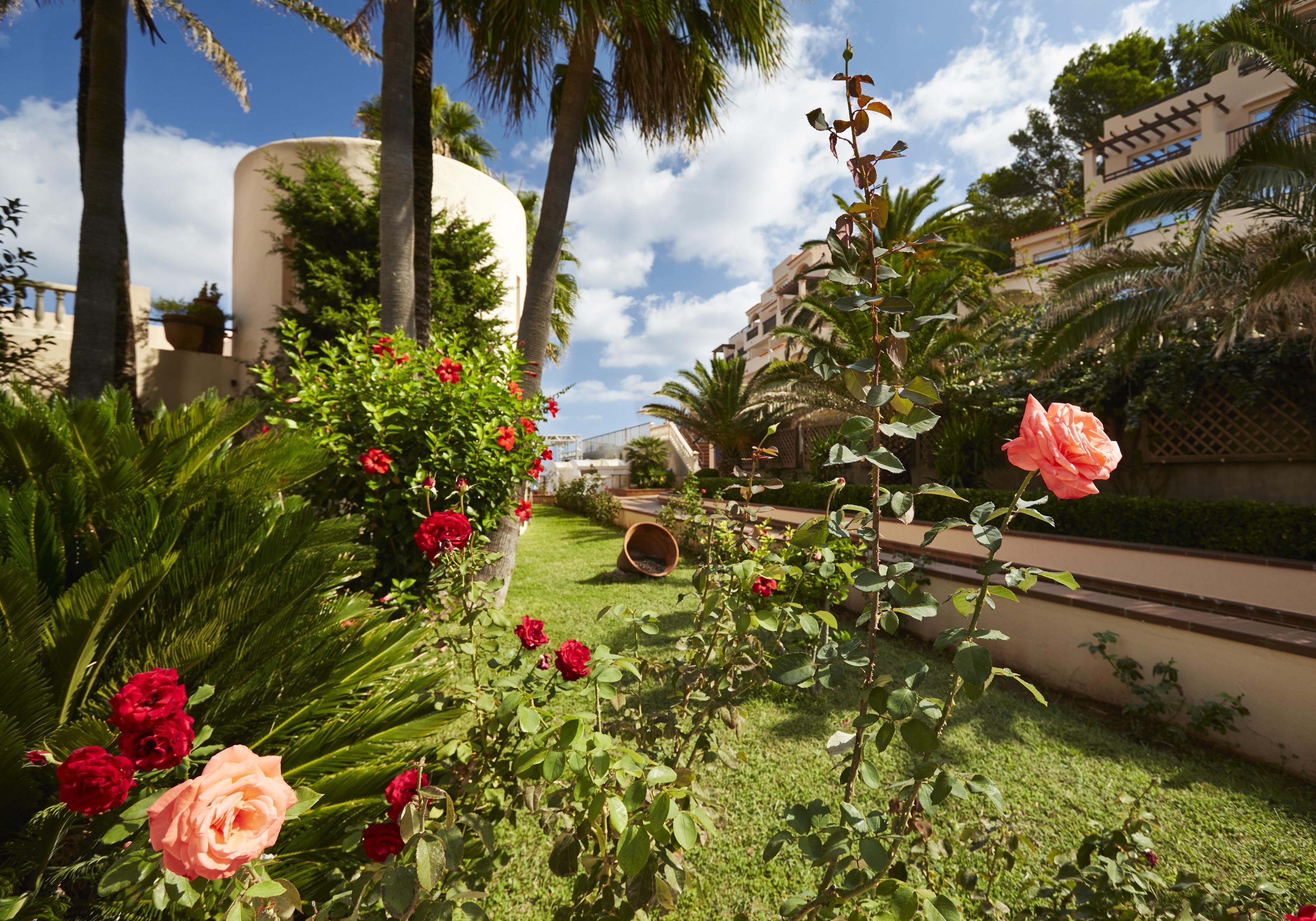 Invisa Hotel Club Cala Blanca Es Figueral Екстер'єр фото